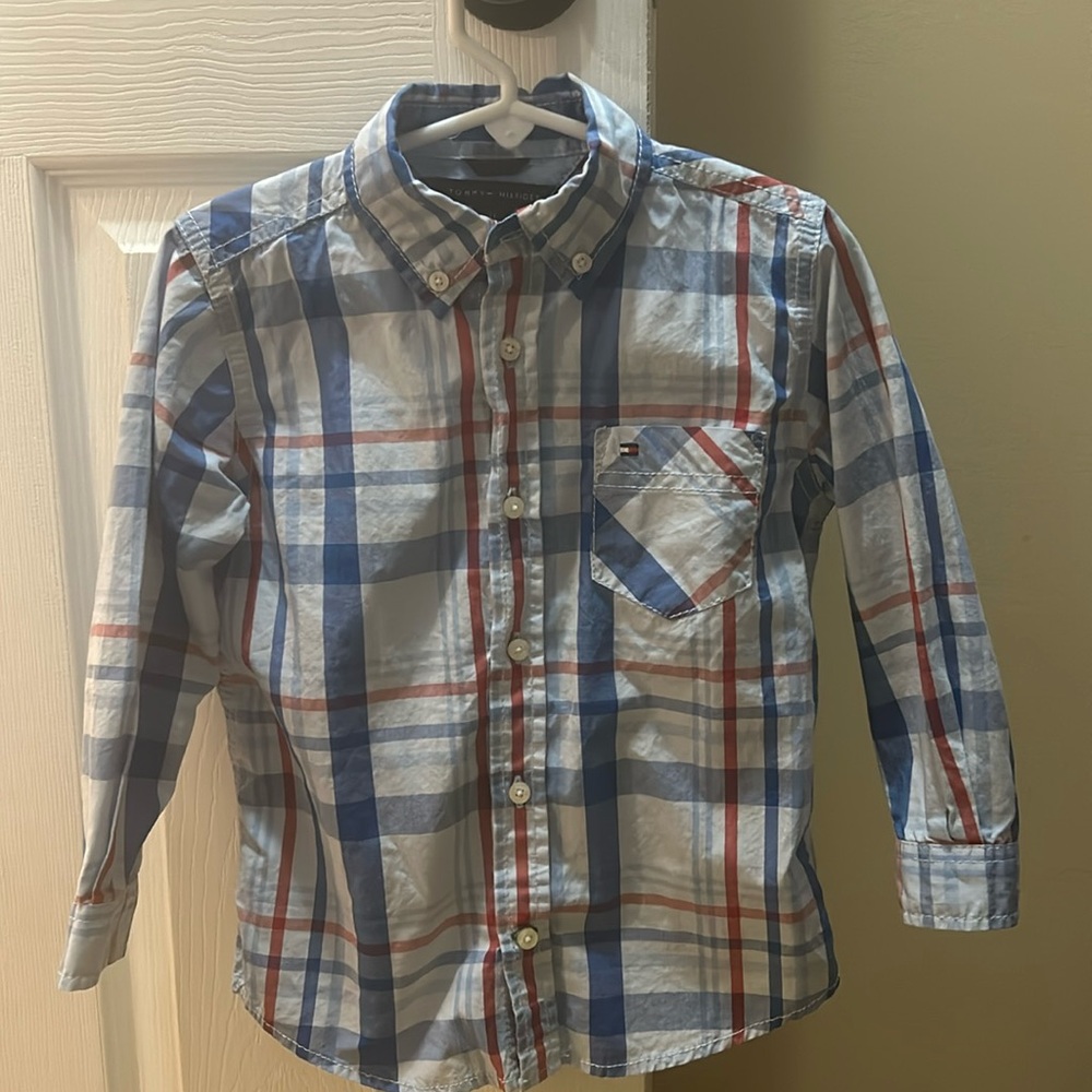 Button-up dress shirt for toddler boys.
